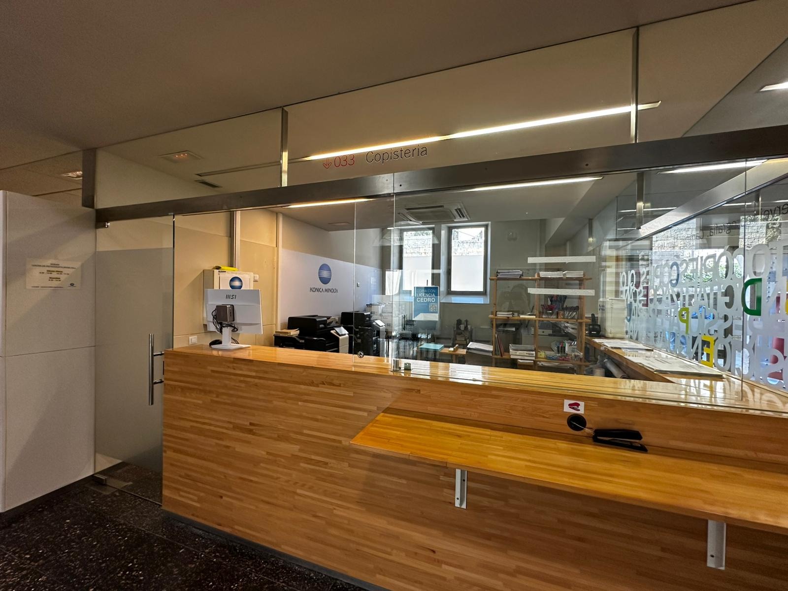 Centre de reprografia i copisteria Campus Barri Vell UdG